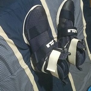 Clean but used lebrons nike lbj